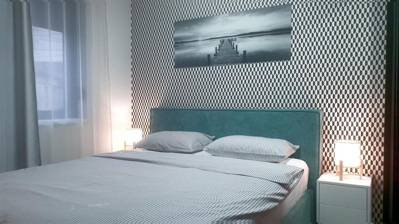 House Of Mac Apartments Ni Exterior foto